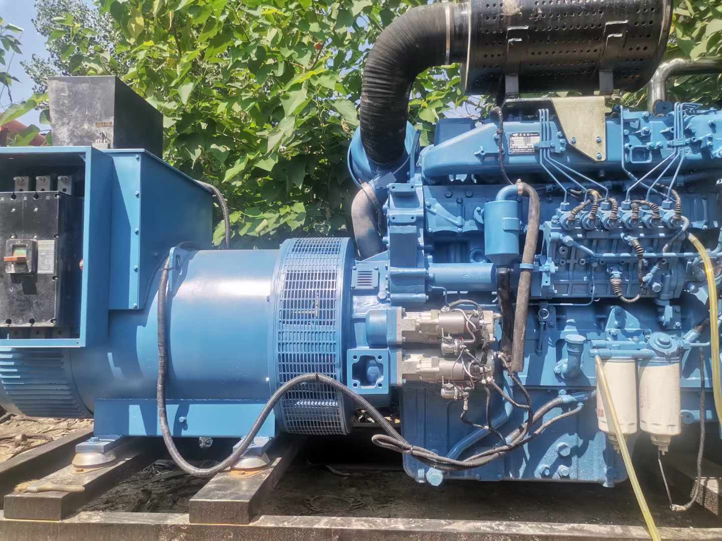 双峰详细说明降低 800kW 柴油发电机输出电流波动的方法
